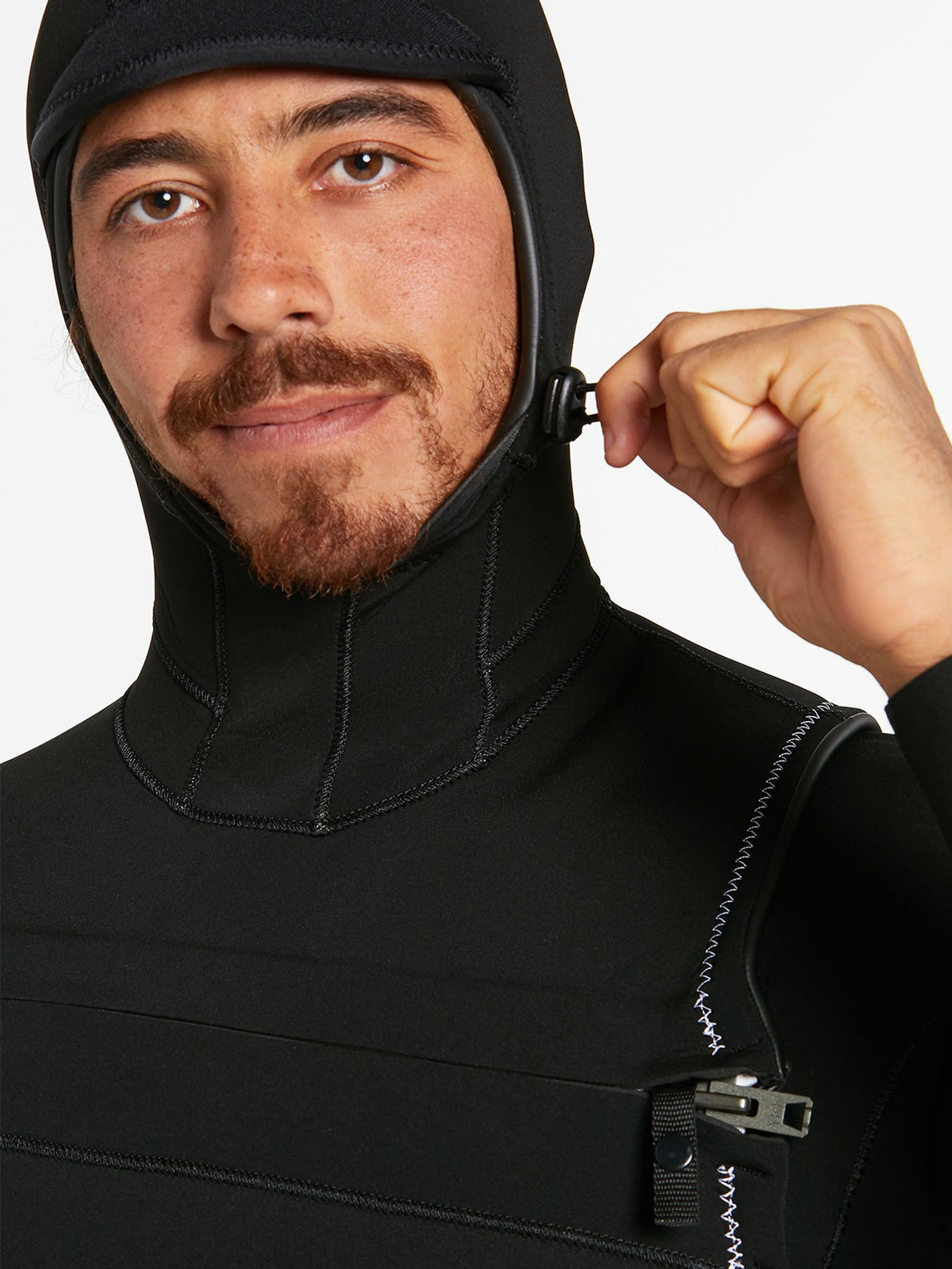 MUTA MODULATOR 4/3MM CON CAPPUCCIO E ZIP SUL PETTO - NERO