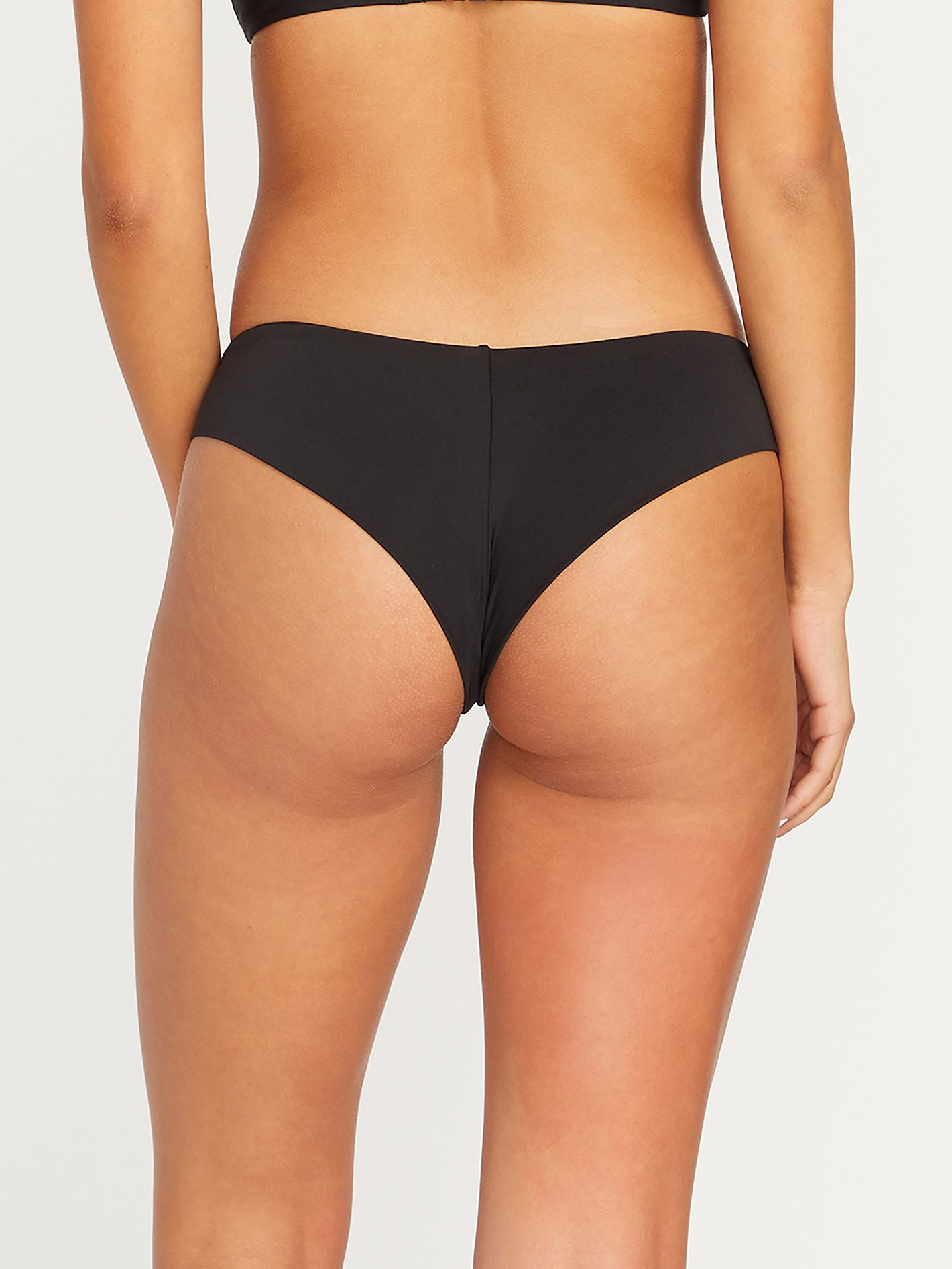 Simply Solid Cheekini Bikini Bottom - BLACK – Volcom Europe